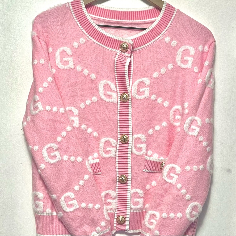 Inspired sweater with Button Detail